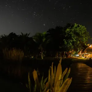 Bleibe- Quedate! Botel Bacalar