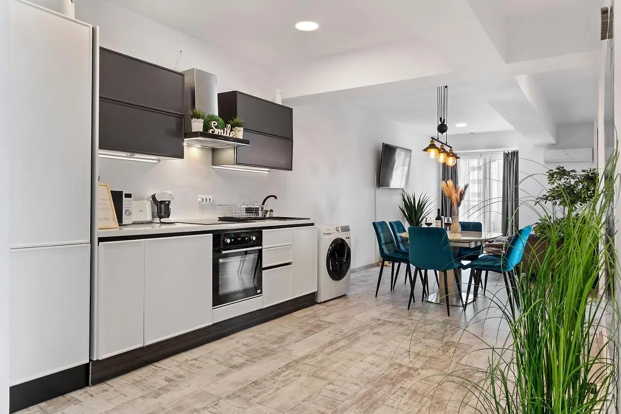 Cozy Special City Center - Old Town Apartment With Terrace Bucureşti România
