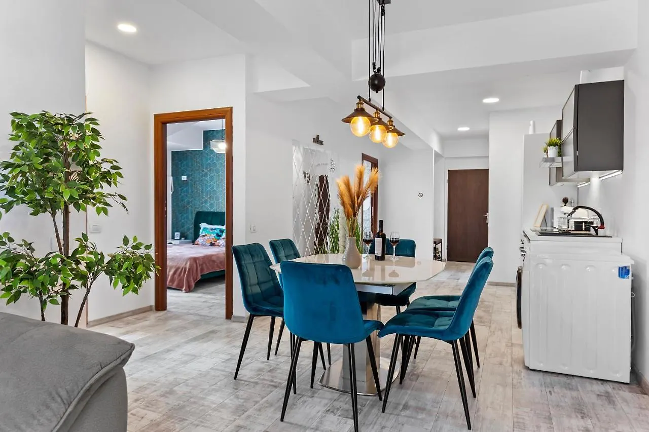 Old Town Hideaway - 5 Min Walk To Palace Of Parliament And Old City - Best Neighborhood 0*, Bukarest