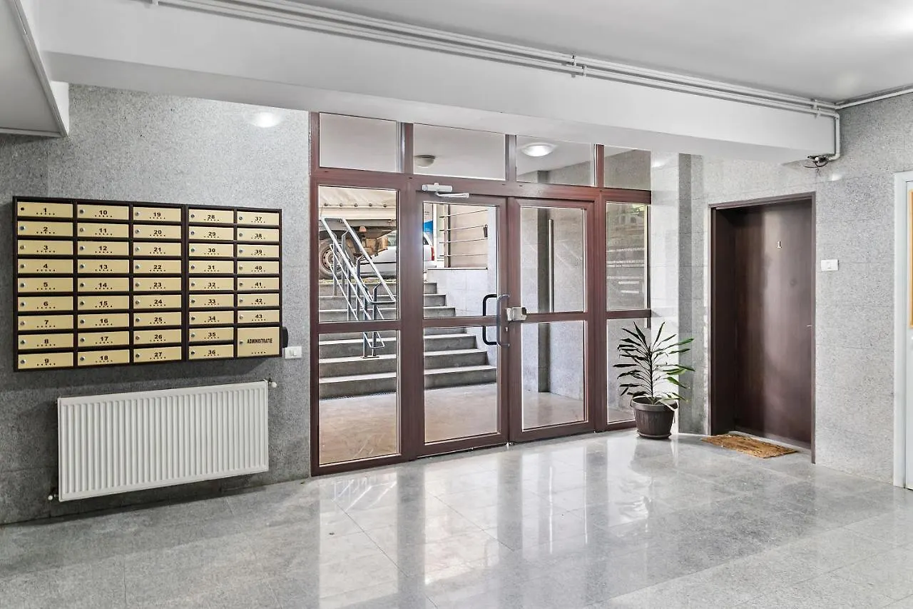 Old Town Hideaway - 5 Min Walk To Palace Of Parliament And Old City - Best Neighborhood Appartement